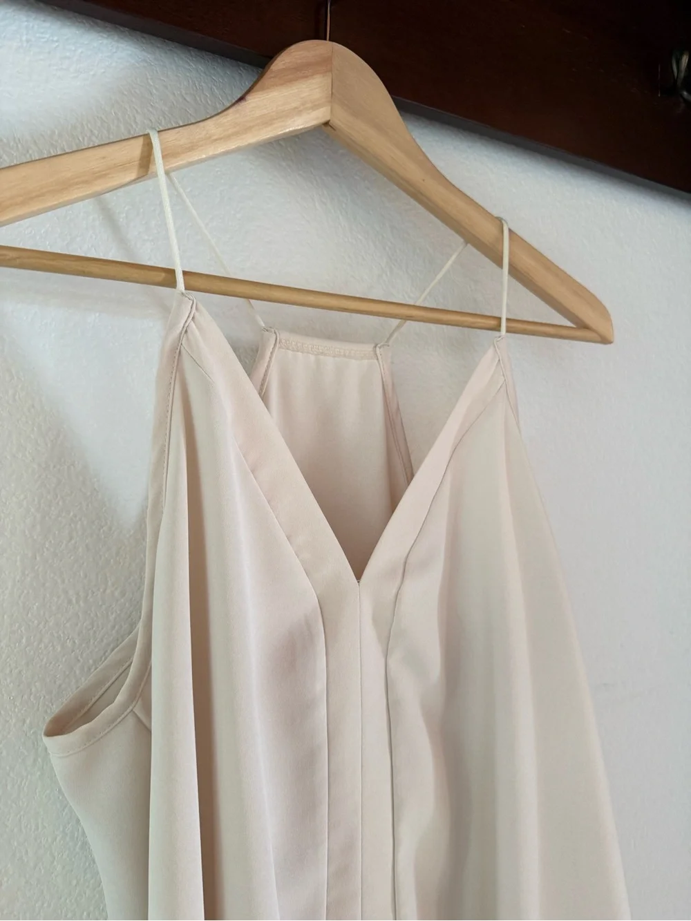 V-Neck Spaghetti Strap Razorback Camisole Tank Top, Beige, Size L - Picture 2 of 8